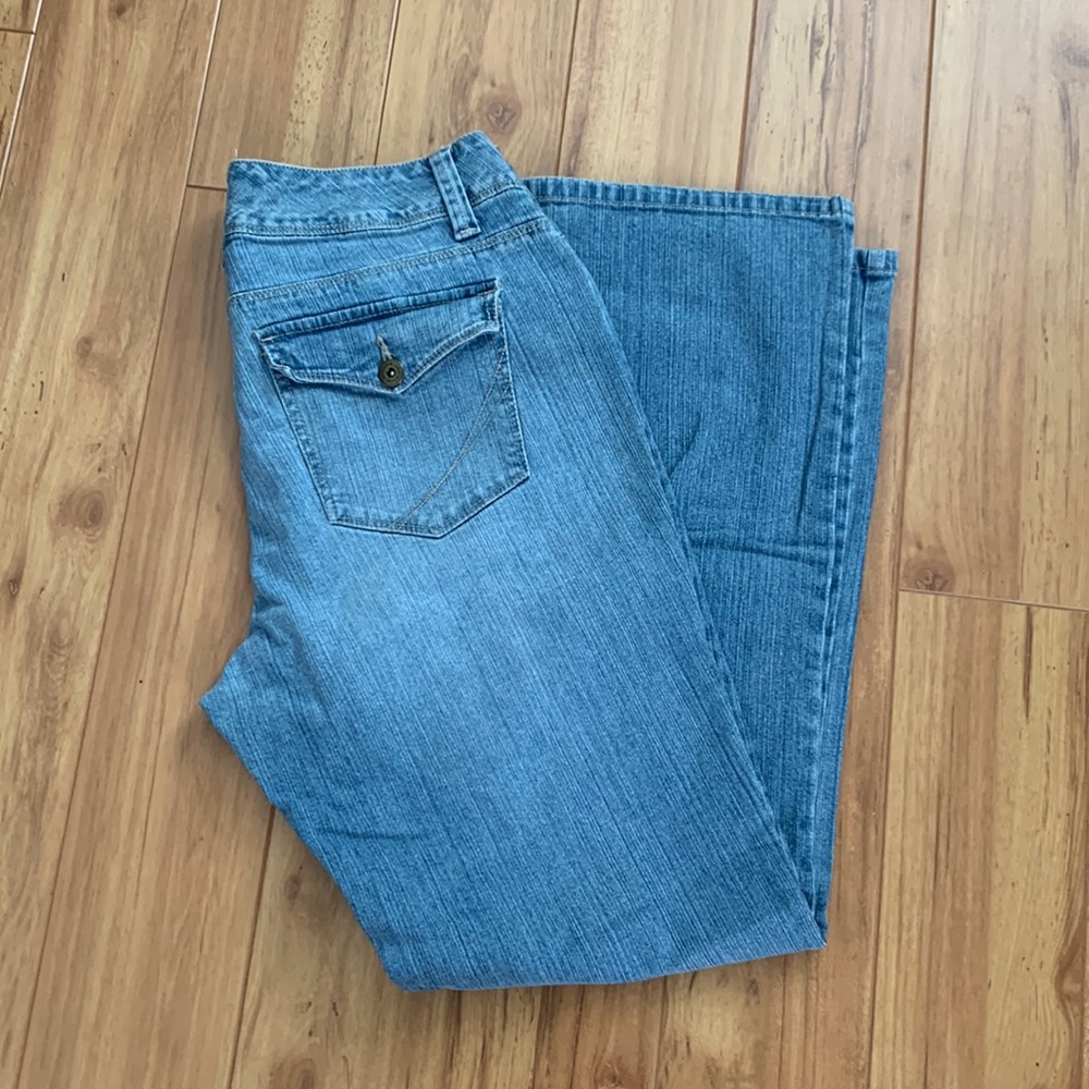Sonoma Ladies Blue Jeans Boot Cut 10 Short Original Fit Mid Rise Stretch Jean